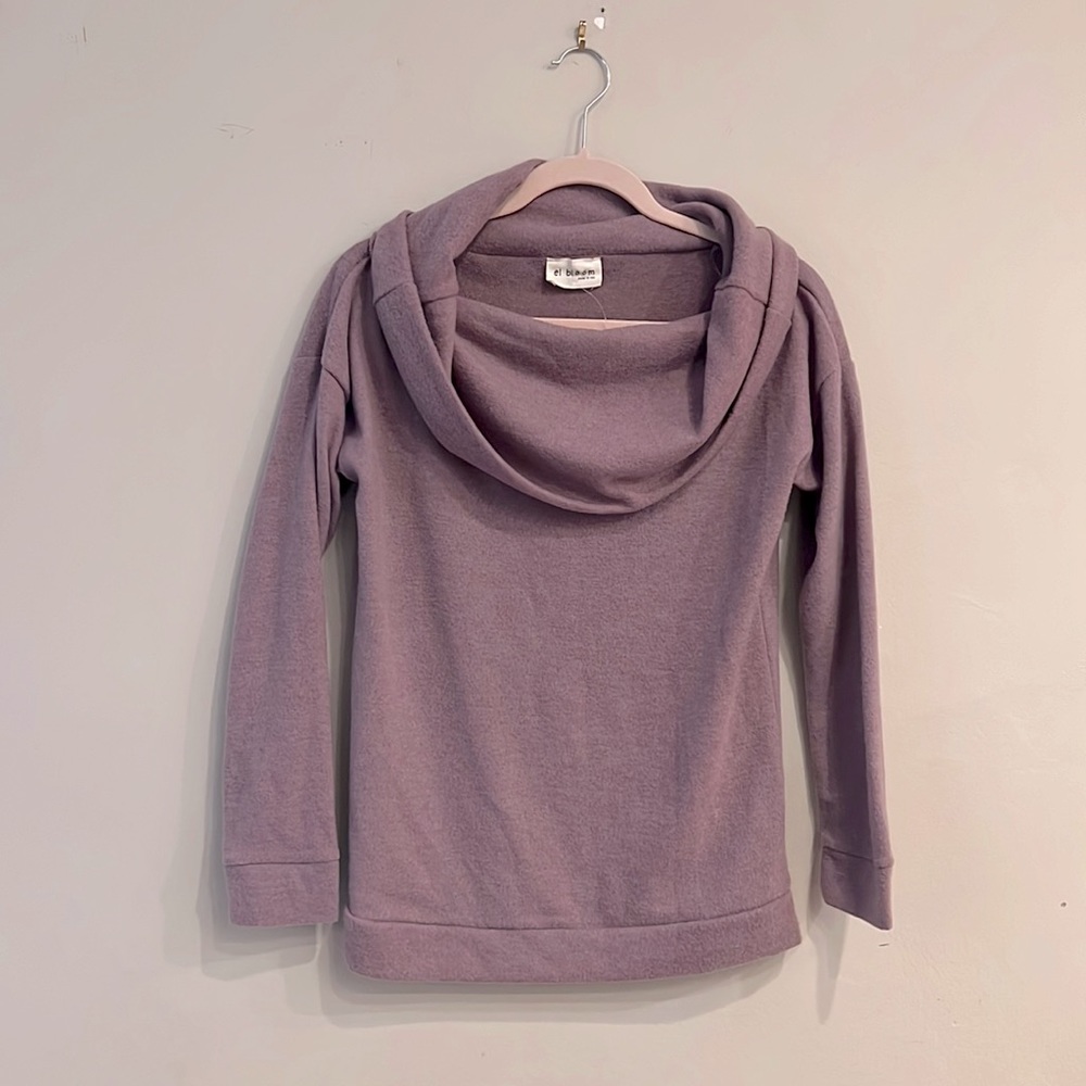 El Bloom Sweater size Small